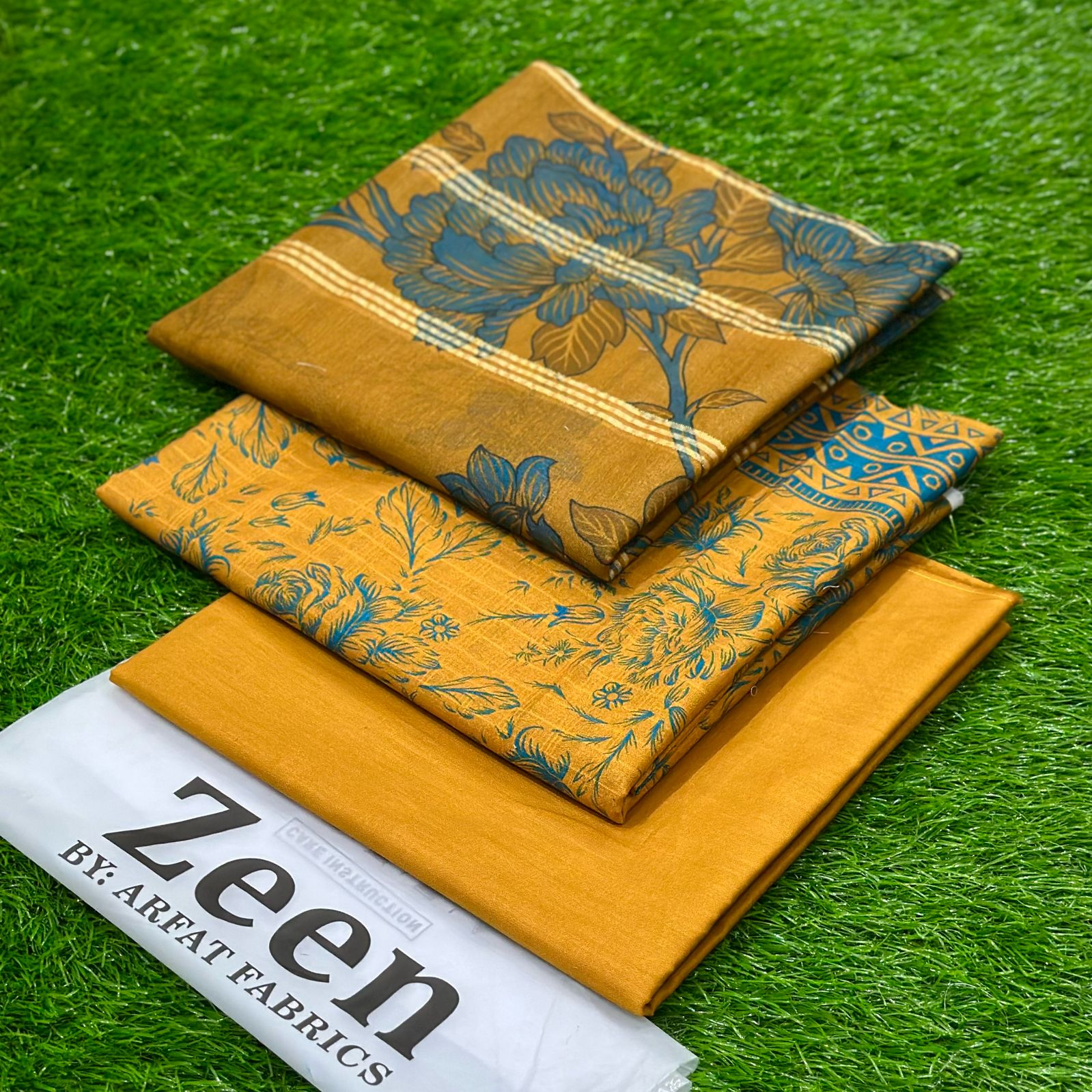 3 Pcs unstitched suits for