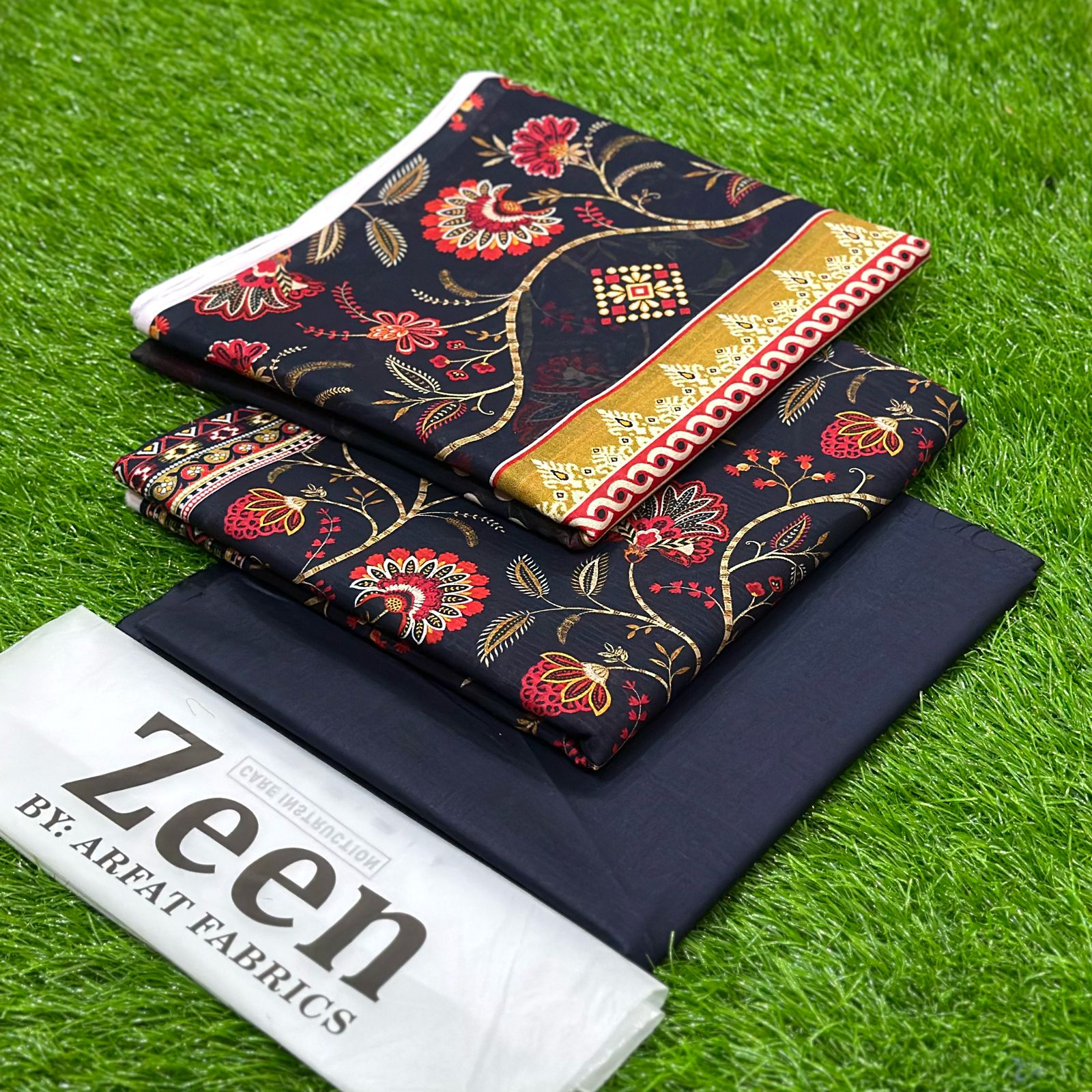 3 Pcs unstitched suits for