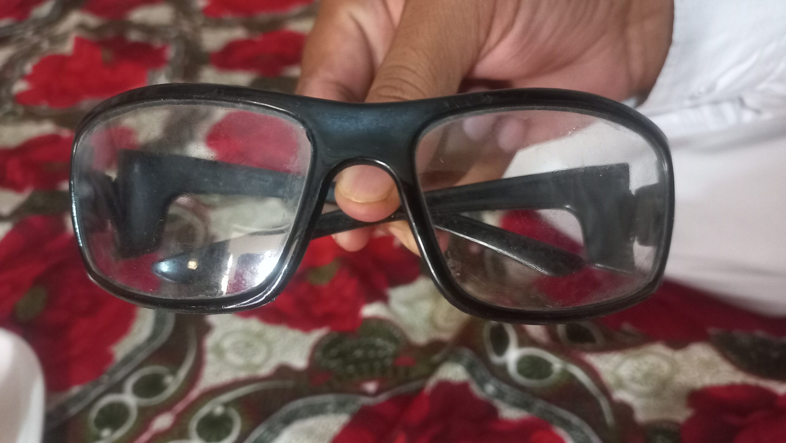 Sun Glassis for sale