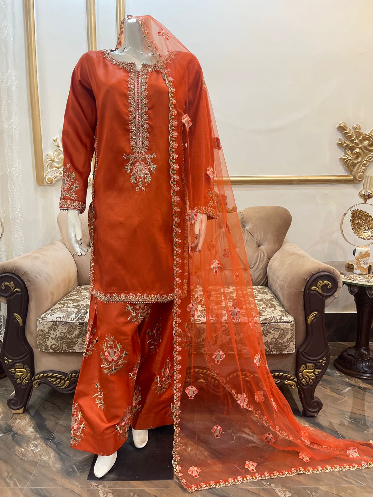 LUXURY DRESSES FOR WOMEN