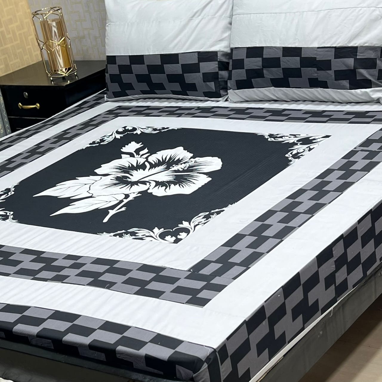 Digital gold panel bedsheet*🛌🛌🛌 *3pc Bedsheets*