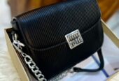 Girl’s heavy crossbody bag