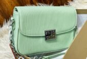 Girl’s heavy crossbody bag