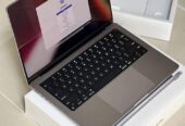 MacBook Air M2 13-inch 2022 Model