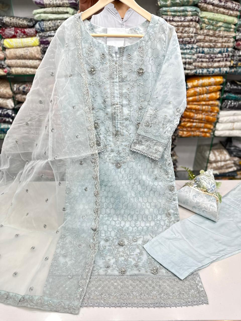 4Piece Dress With Clutch