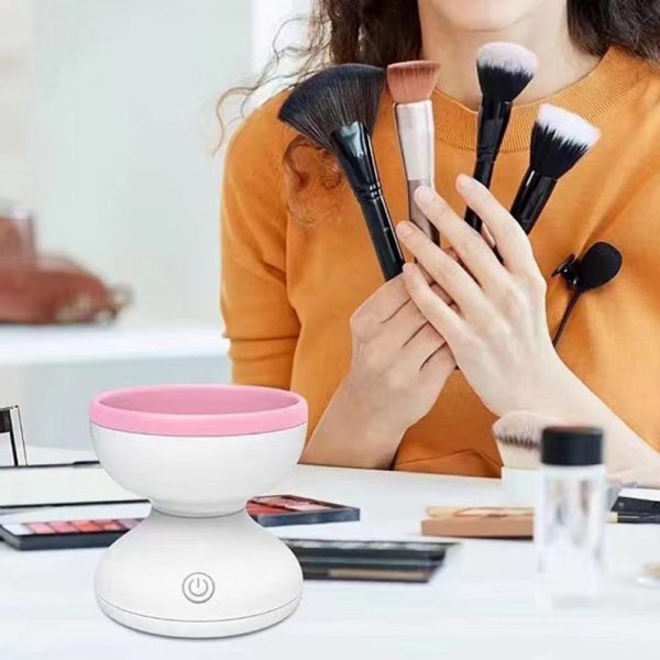 Electric Makeup Brush Cleaner Machine – USB Powered & Gentle Scrubber