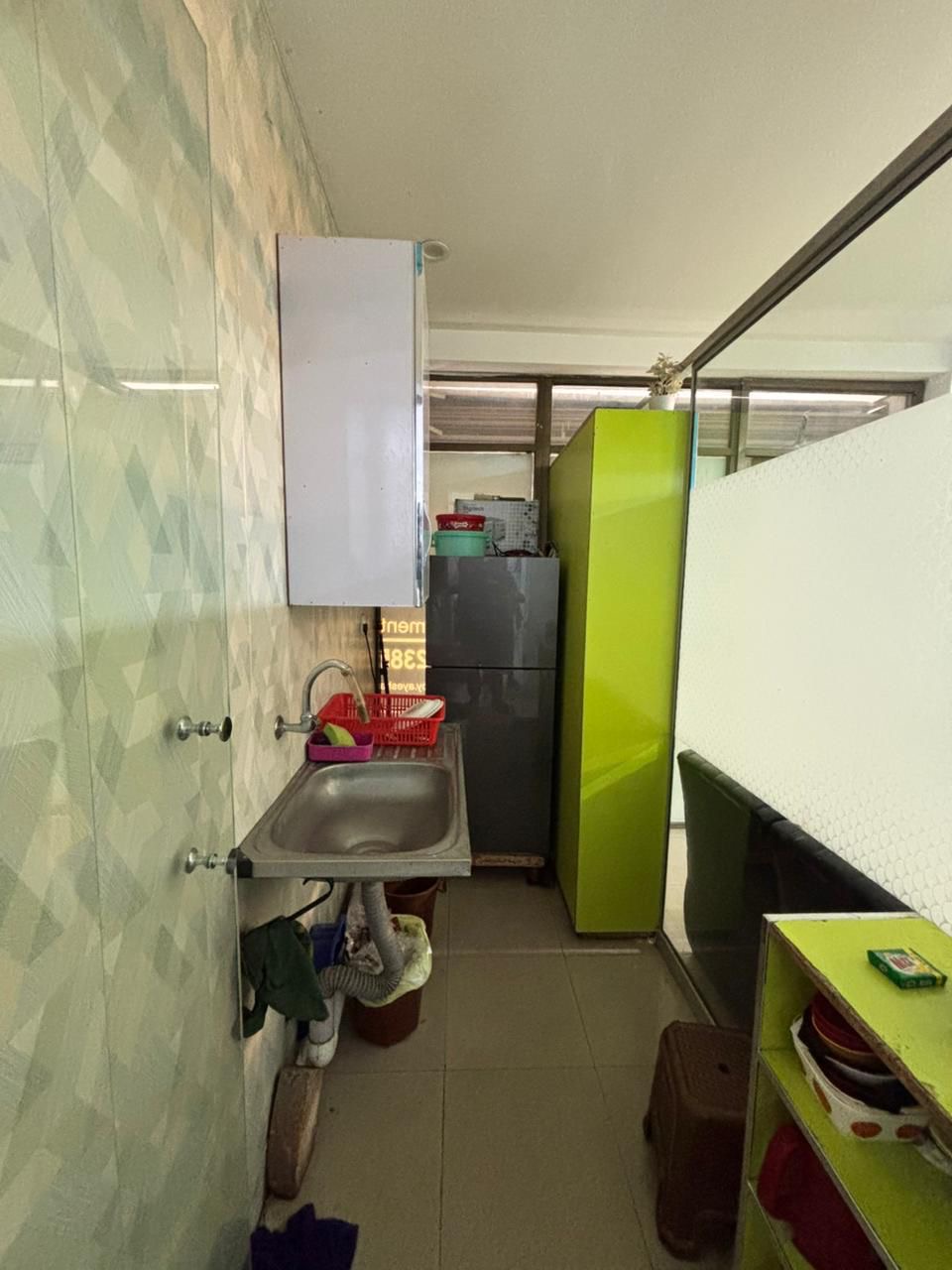 Running Ladies Salon for sale