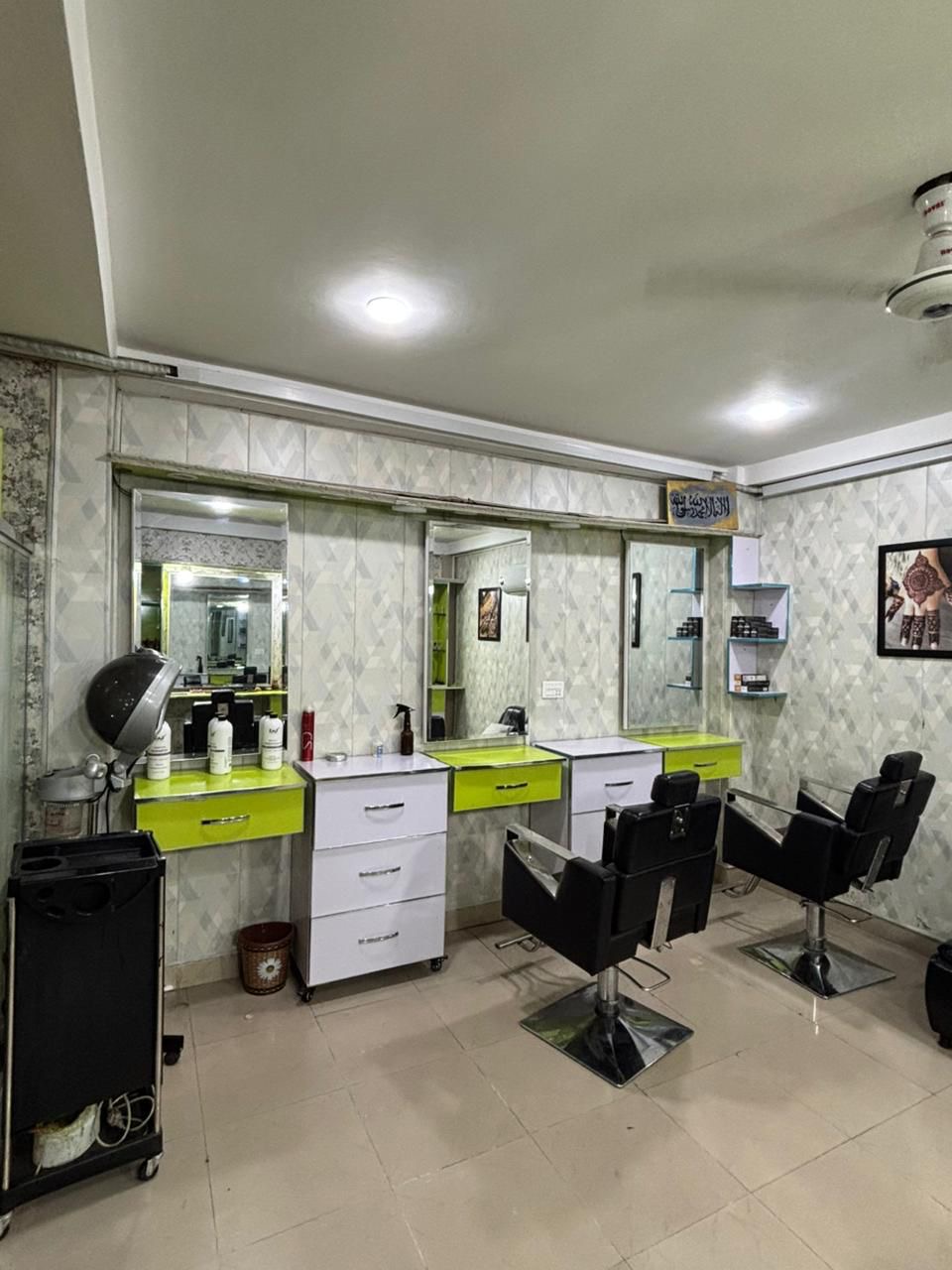 Running Ladies Salon for sale