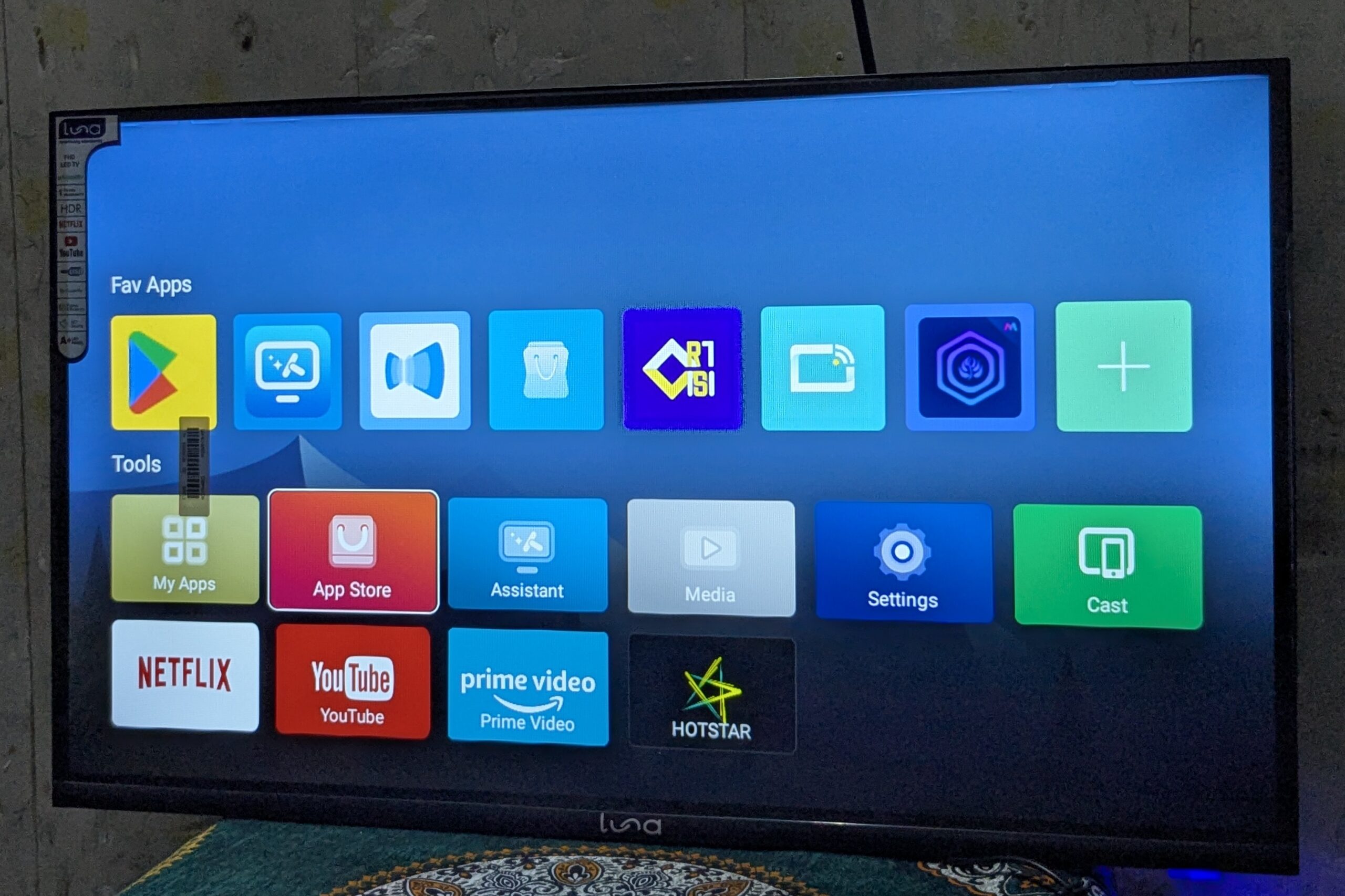 LUNA 32″ FHD LED TV – Smart TV | Voice Control | 2 Years Warranty
