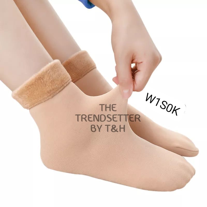 ARTICAL ladies socks high qualty