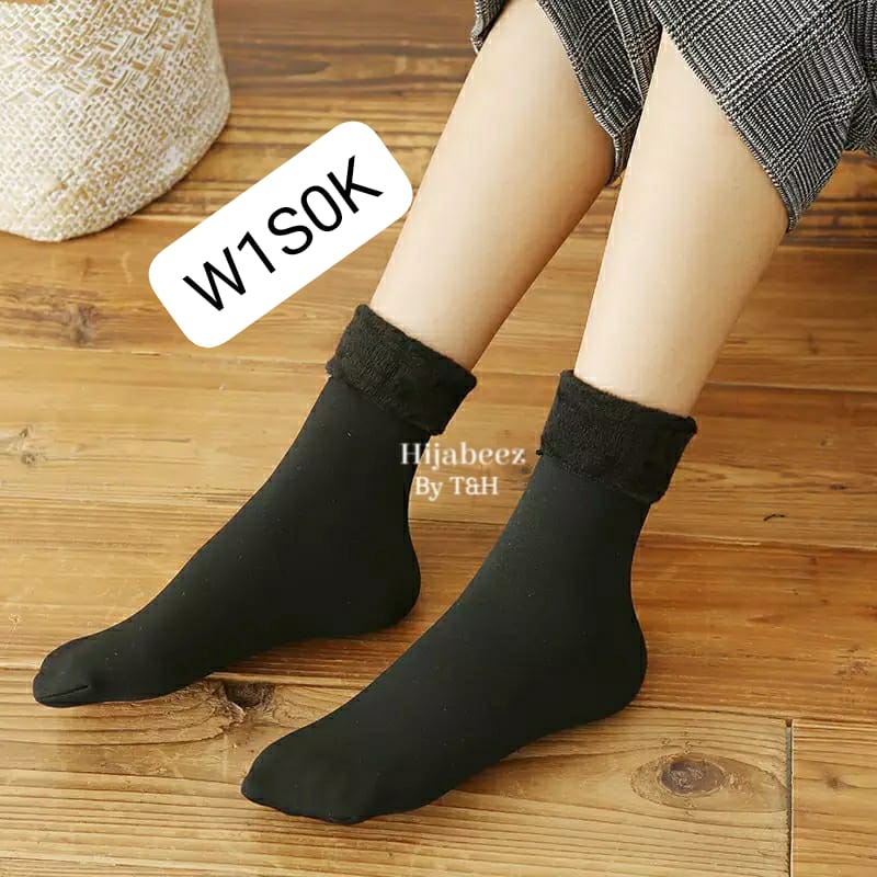 ARTICAL ladies socks high qualty