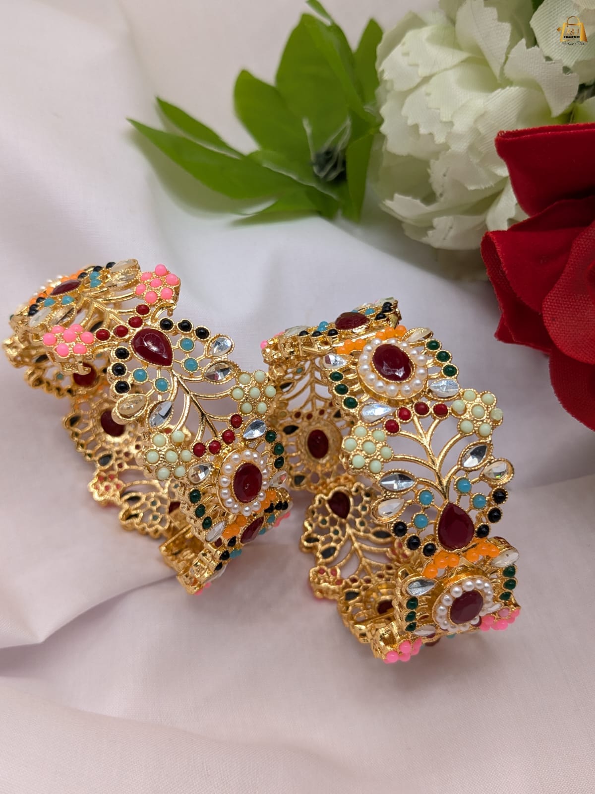 Beautiful nauratan openable size bangles