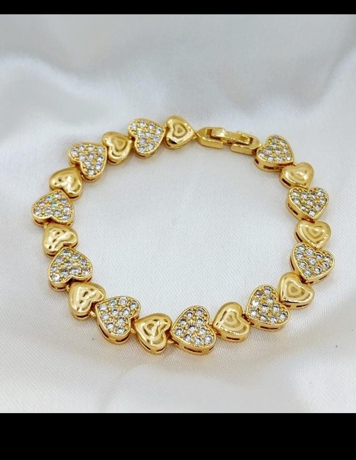 Gold plated bracelet 550