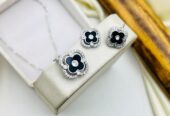 Fancy Beautiful Gold Plated Zircon Locket Set