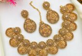 Fancy Beautiful Party Wear Zircon Necklace With Earings And Tika