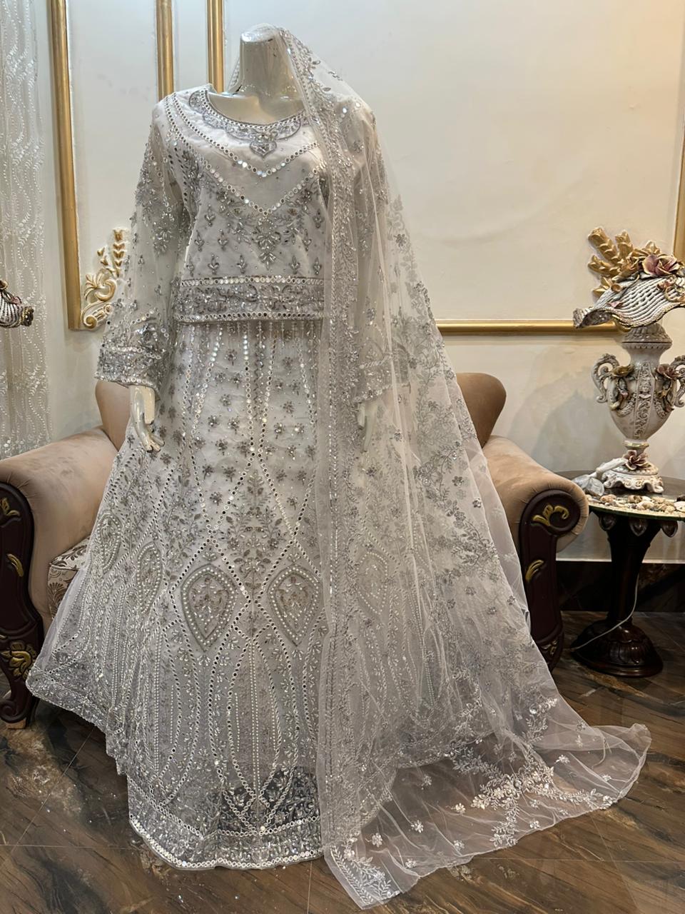 Chiffon maxi Embellished with Lace