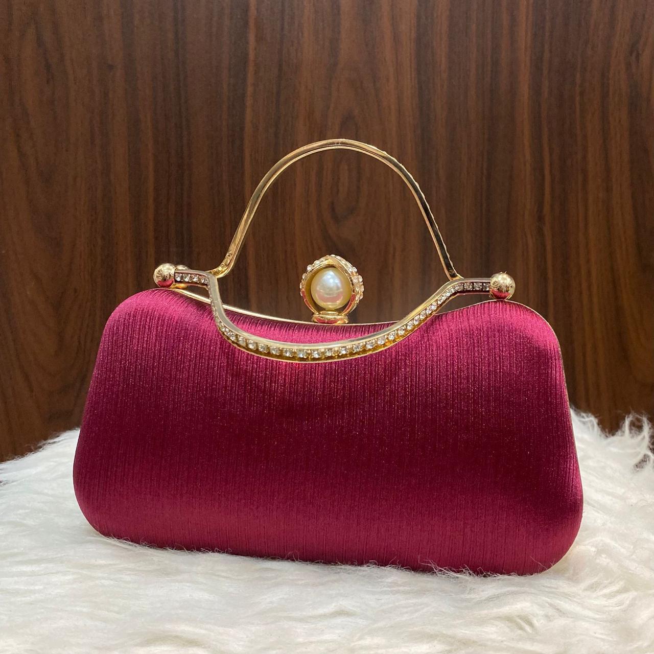 BRIDAL CLUTCH