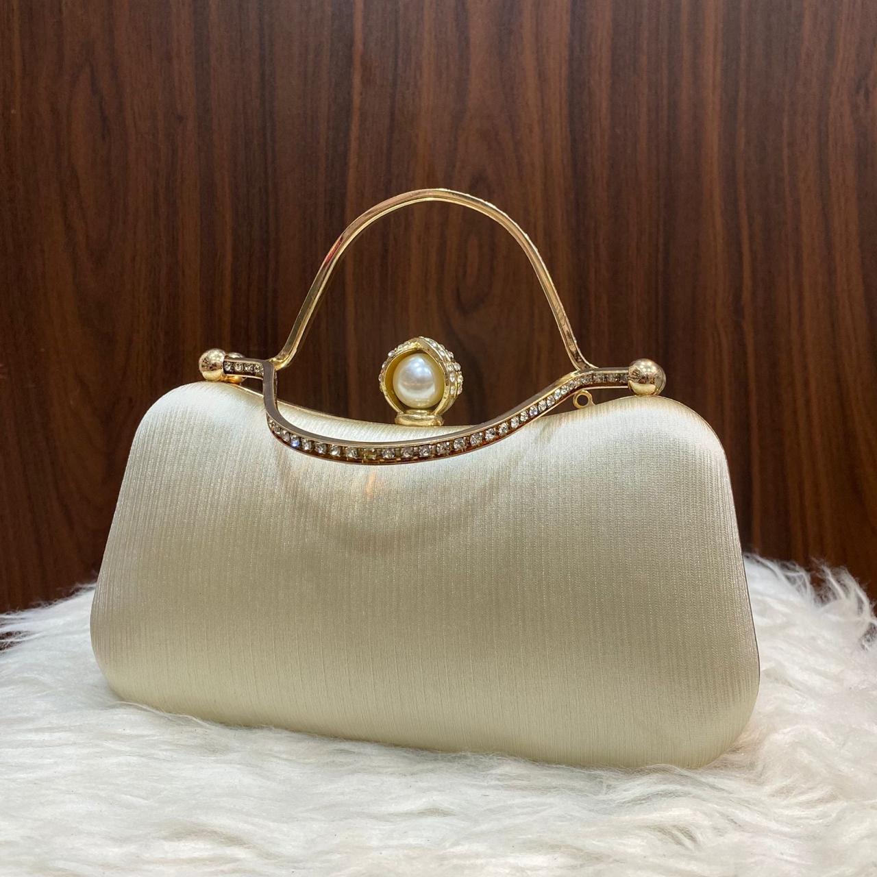 BRIDAL CLUTCH