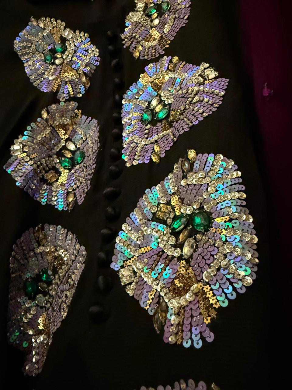 Russian silk heavy musework stiched 3 pieces sleeves complete