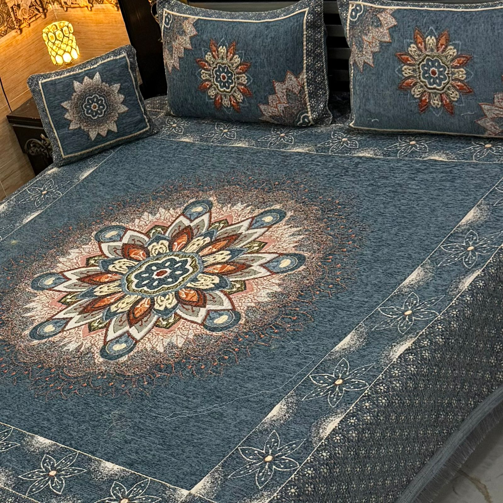 4Pc Velvet Jaquard Bedsheet