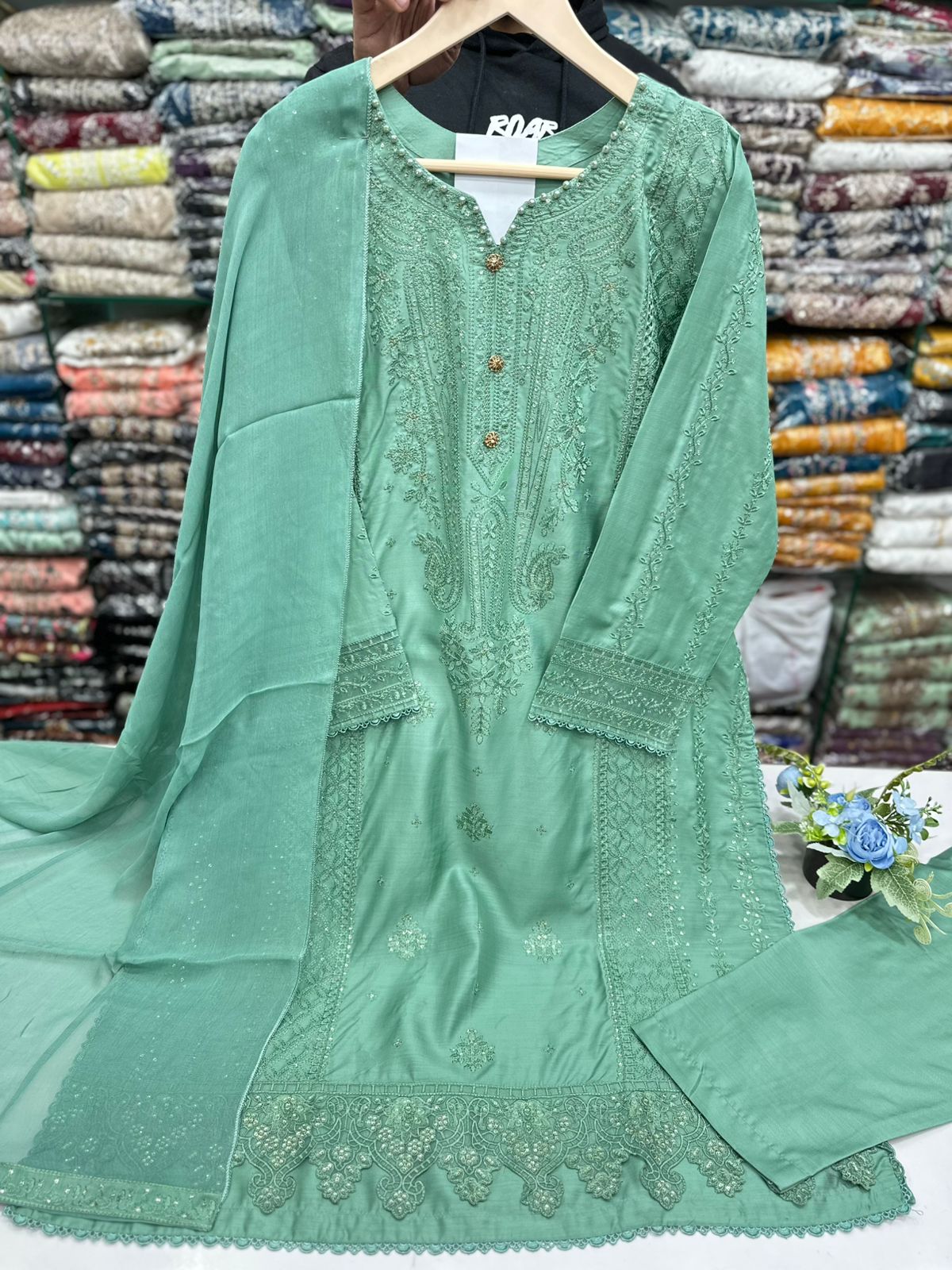 Ladies Stuff 𝐕𝐢𝐬𝐜𝐨𝐬𝐞 Heavy Thread And Sequance Work