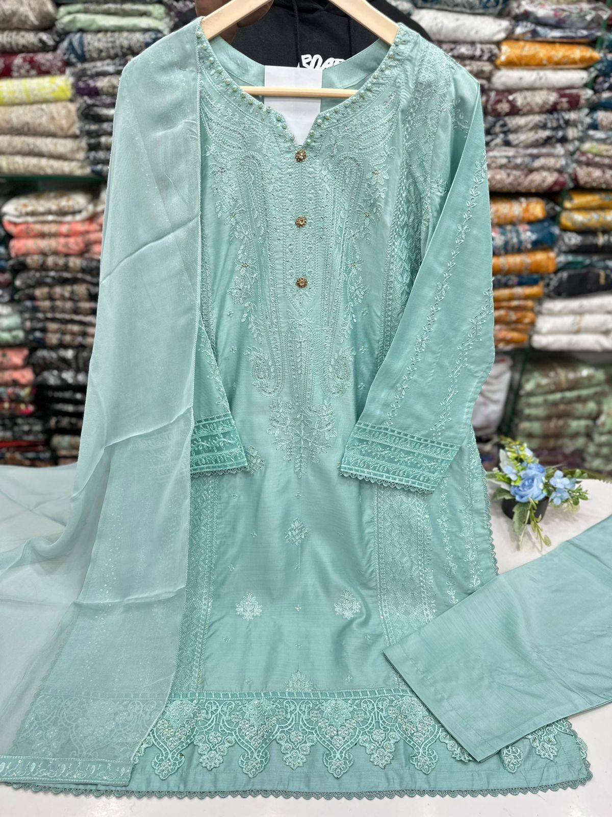 Ladies Stuff 𝐕𝐢𝐬𝐜𝐨𝐬𝐞 Heavy Thread And Sequance Work