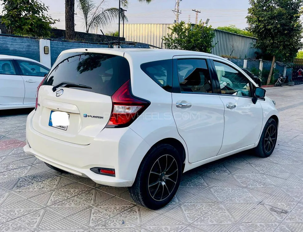 Nissan Note e-Power Autech 2018