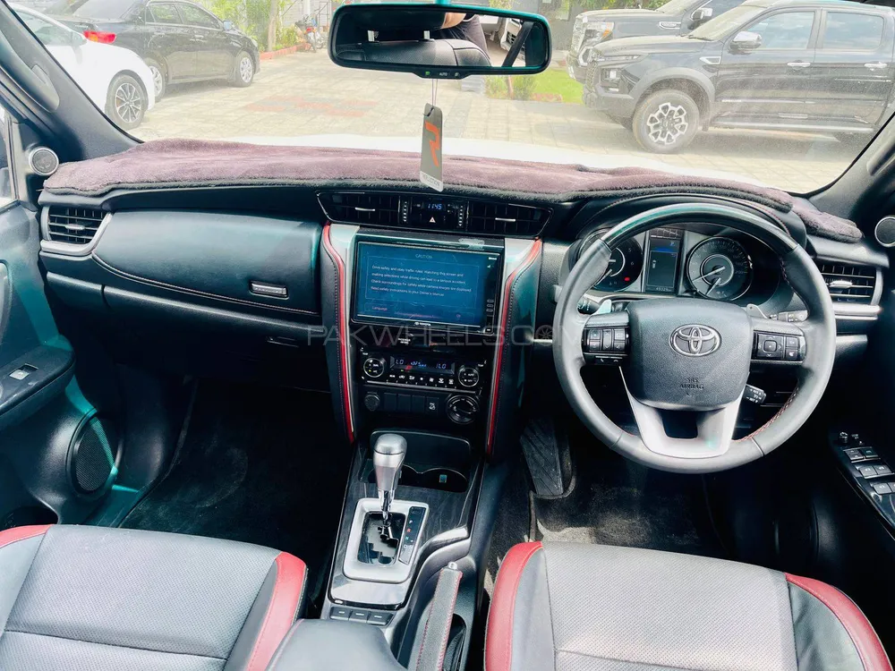 Toyota Fortuner 2022 Legender for Sale