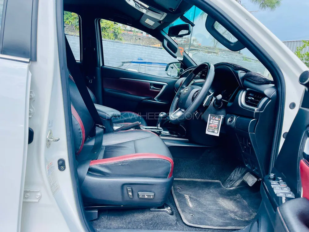 Toyota Fortuner 2022 Legender for Sale