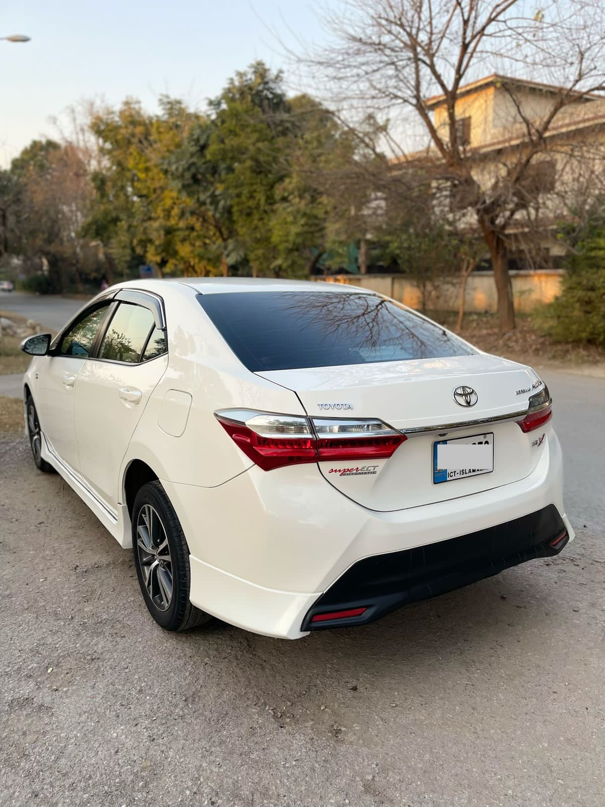 TOYOTA COROLLA ALTIS