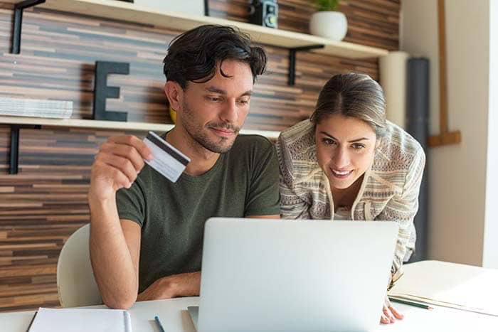 Get Instant Cash with No Restrictions with Short Term Loans