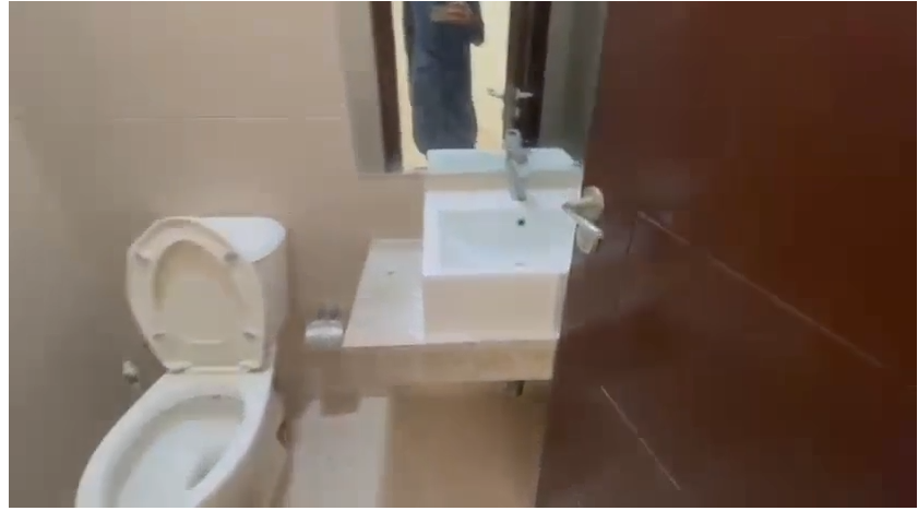 🏡 ڈائریکٹ ڈیل – اسپورٹس سٹی ولا برائے فروخت