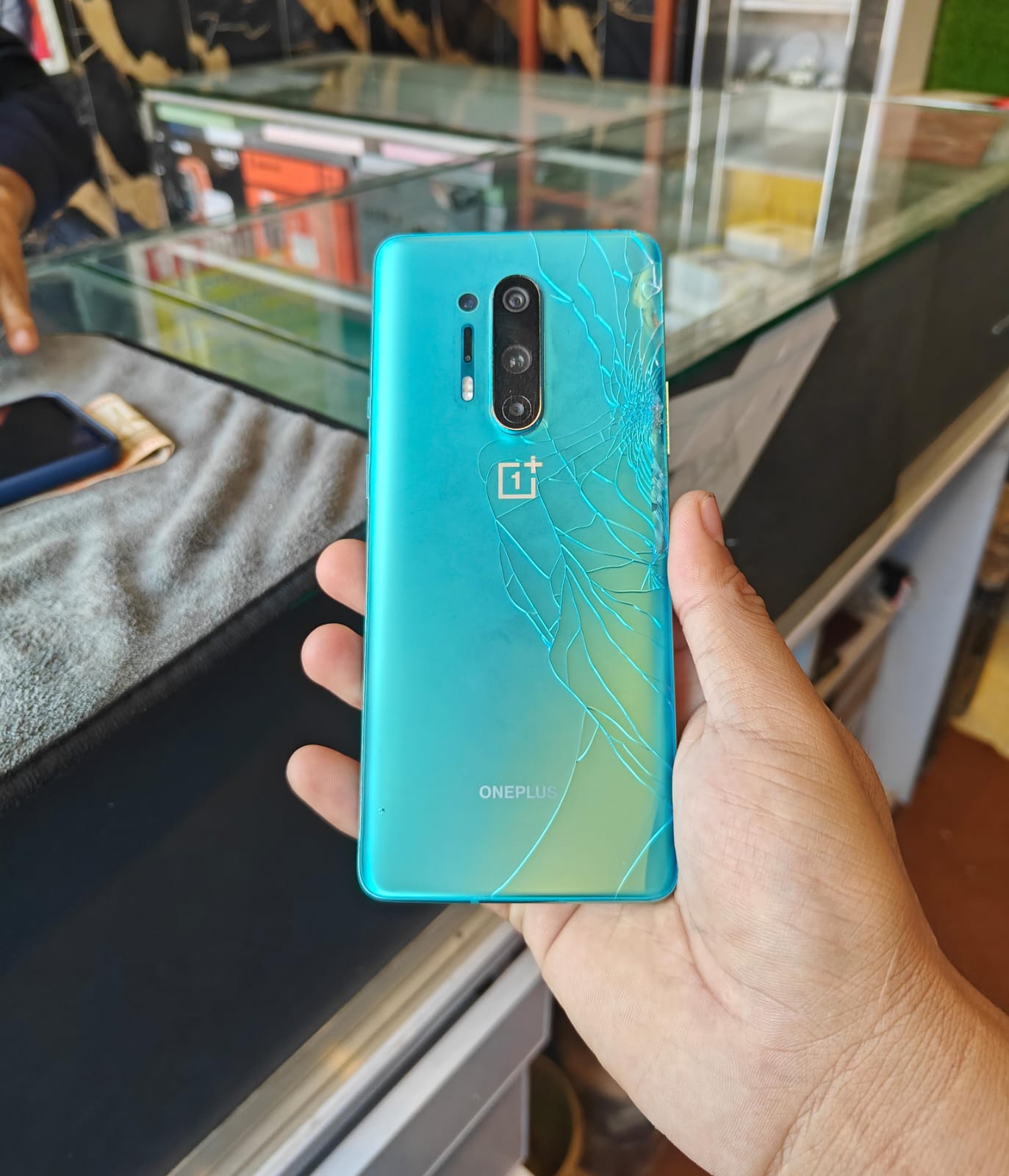 OnePlus 8 pro