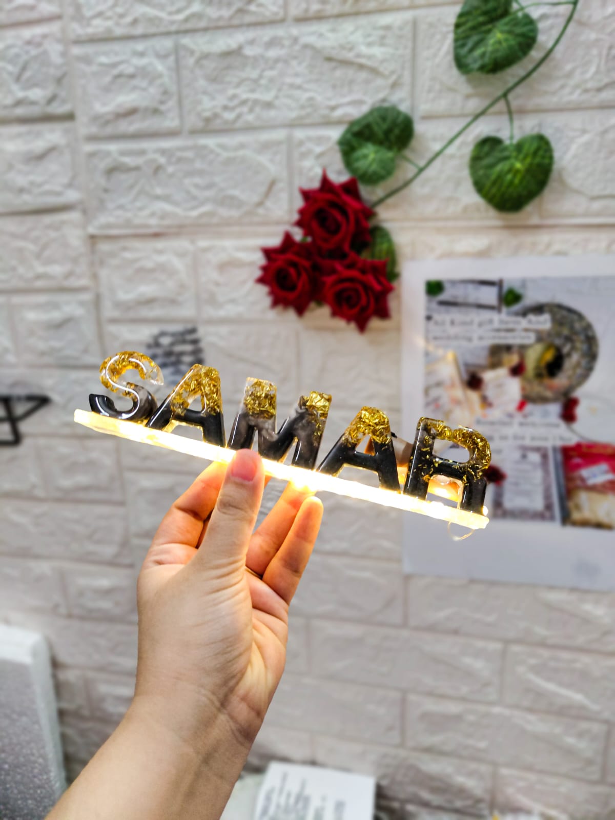 Name stand