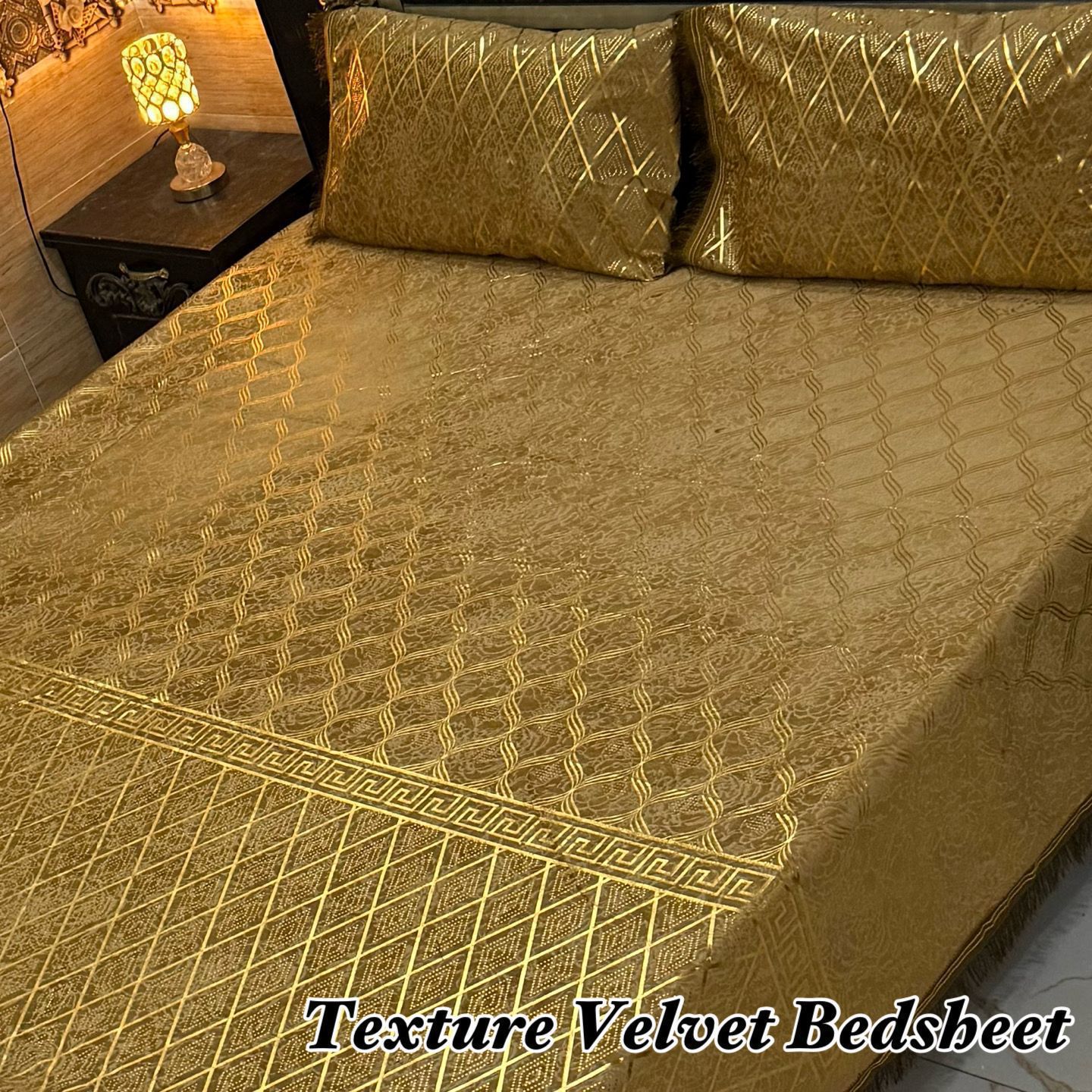 Texture velvet bedsheet