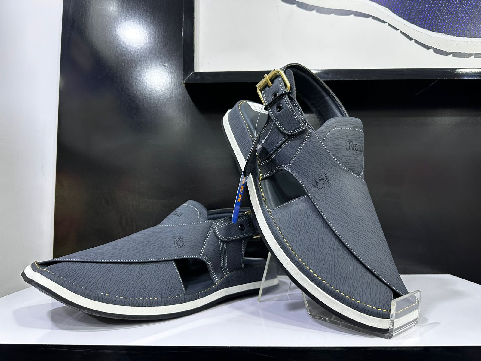 Original bigger khan Peshawari chapal