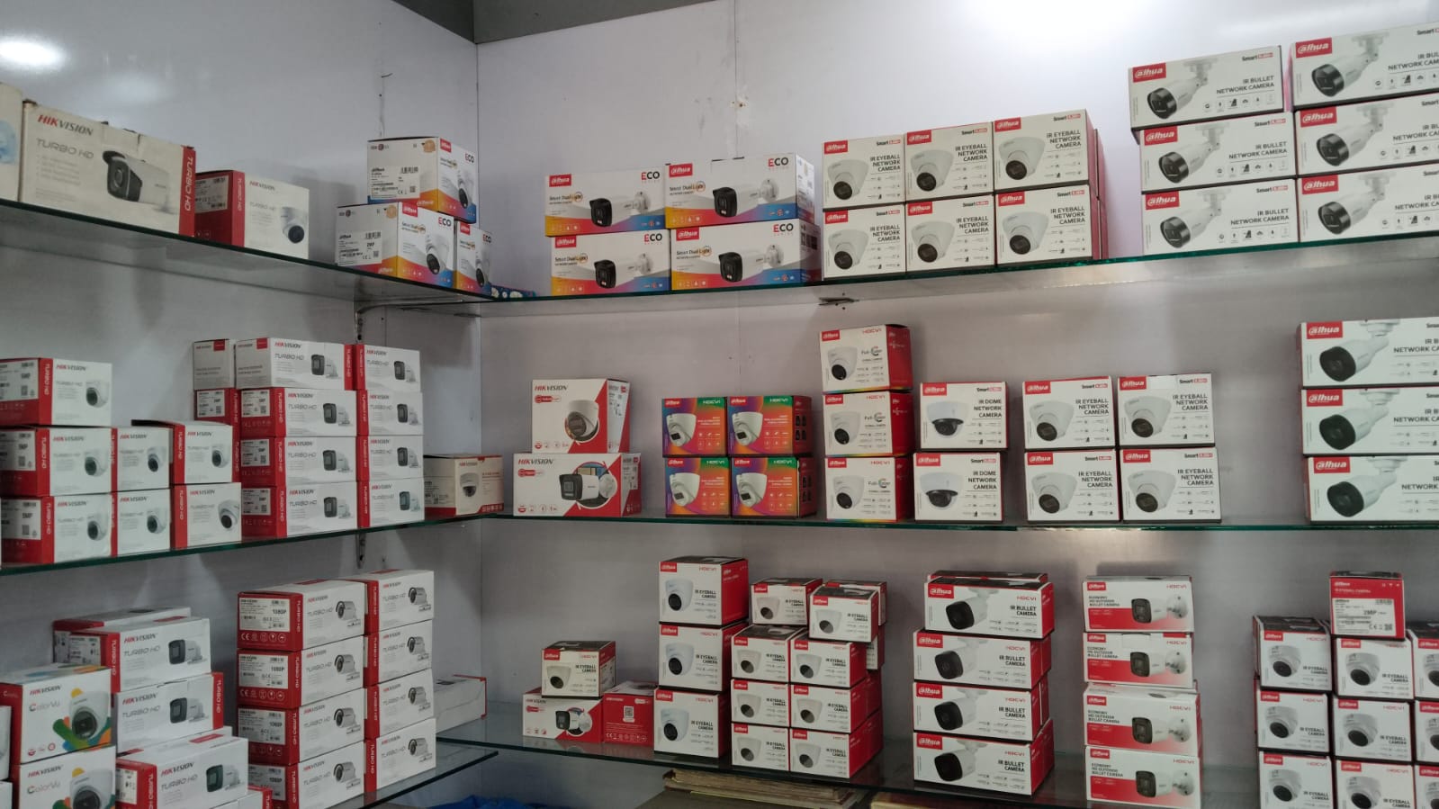 Hik Vision and Dhua Cameras