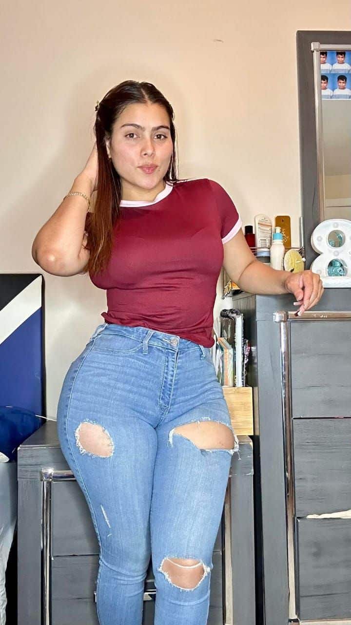 🌹 Sophisticated Company & Private Meetings in CR Park | 9540900751