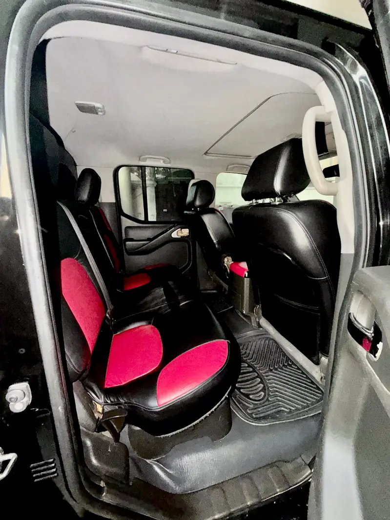Nissan Navara 2012