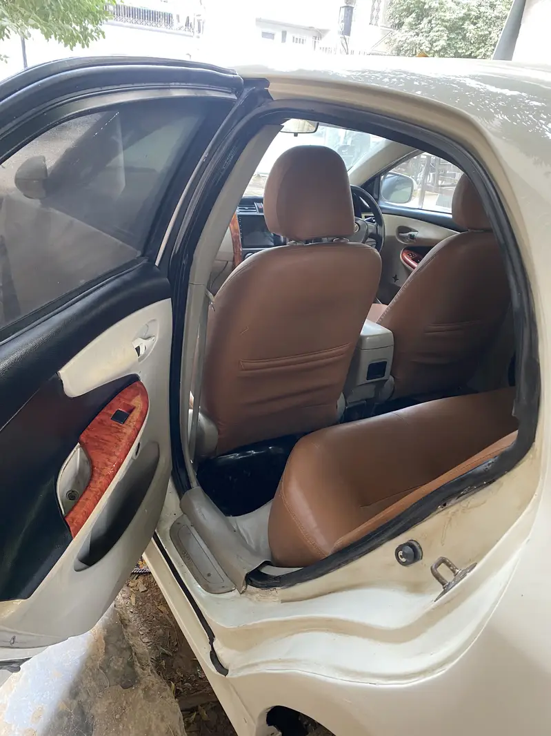 Toyota Corolla XLI 2012