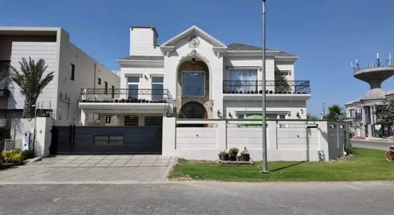 Immaculate Corner 20 Marla House Near To Park With Super Solid Construction Lift And Hybrid Solar System Situated At Elite Neighborhood Of L Block Phase 6 DHA Lahore