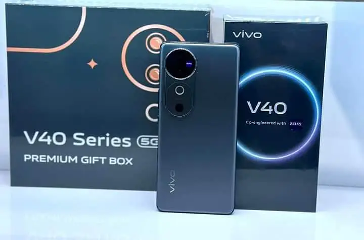 Vivo V40