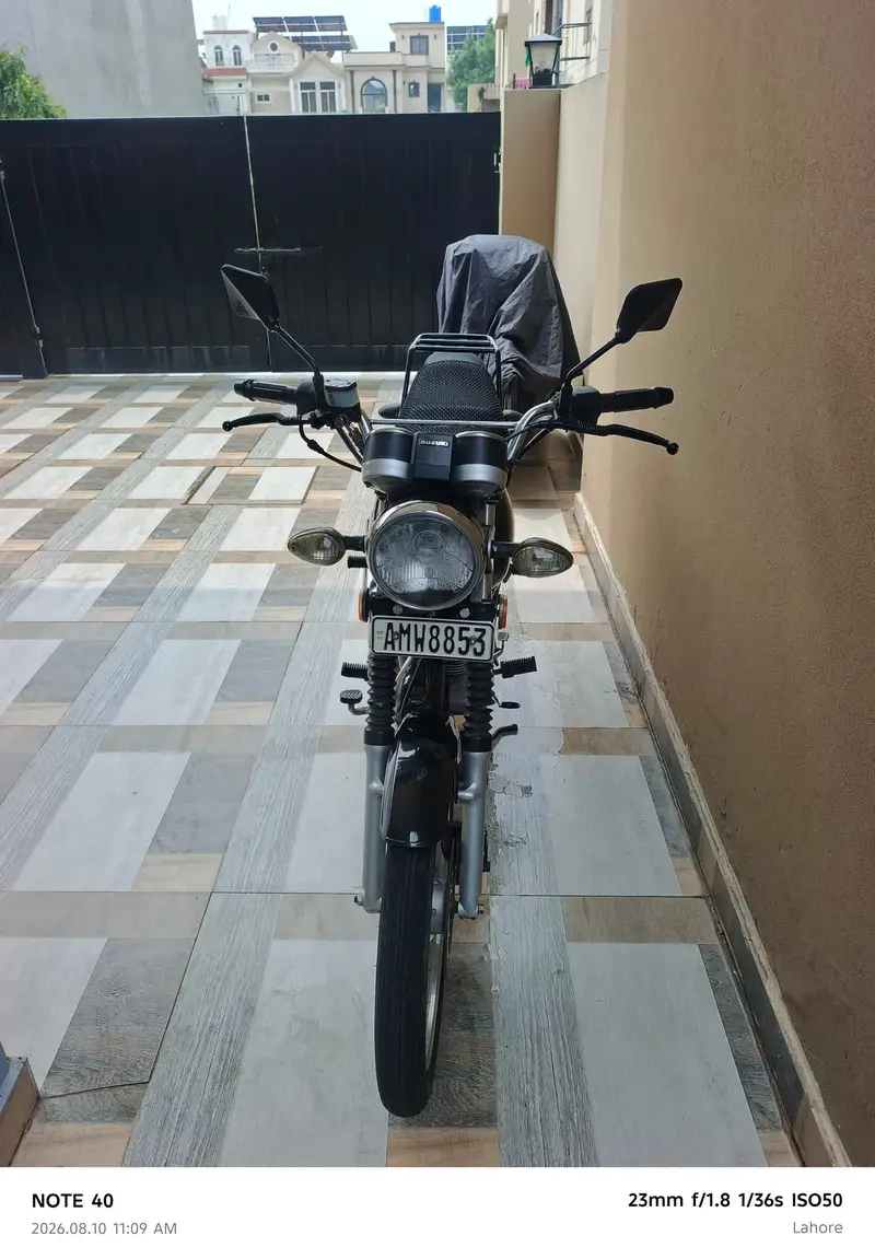 uzuki GS 150 SE 2022 | First Owner | Low Mileage 12,000 km | LHR Reg In LHR