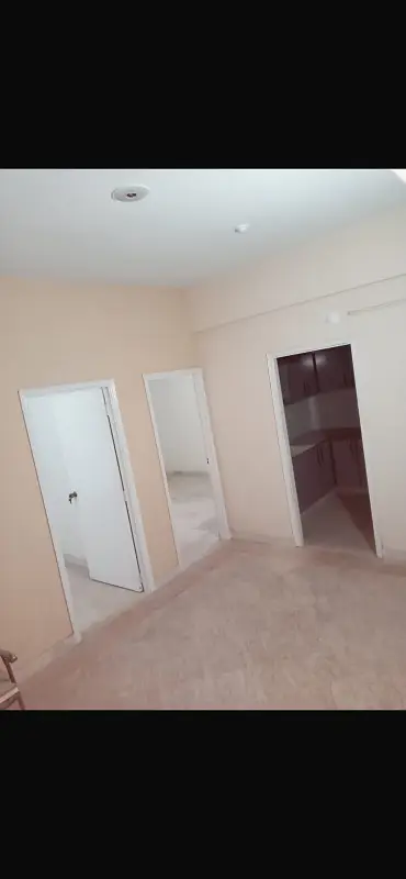 Flat for sale 2 bed lounge spacious area ready to move federal government apartment main sumaira chowk opposite aramco petrol pump