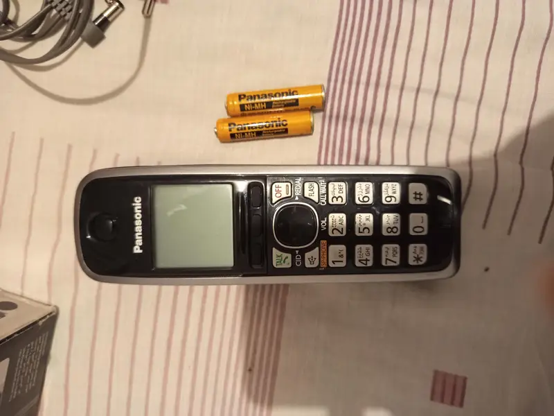 Panasonic 2.4 ghz landline phone used once