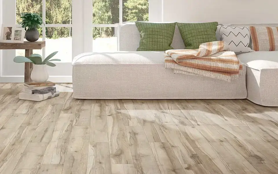 Wooden Flooring, Laminate Flooring Grass,Vinyl Flooring, Pvc Tiles