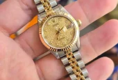 WATCH BUYER / Rolex Datejust Omega Rado IWC Cartier Santos Chopard