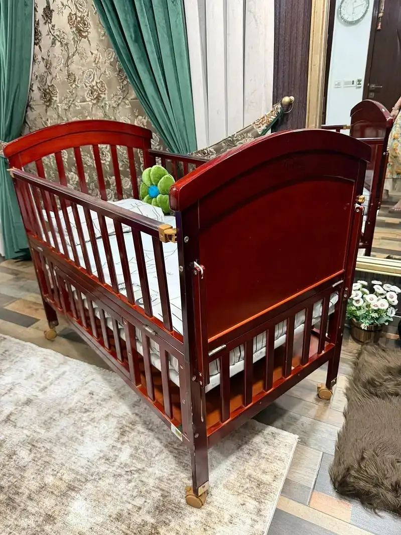 Baby cot | baby bed | wooden cot | kids bed | kids Zubaidas coat