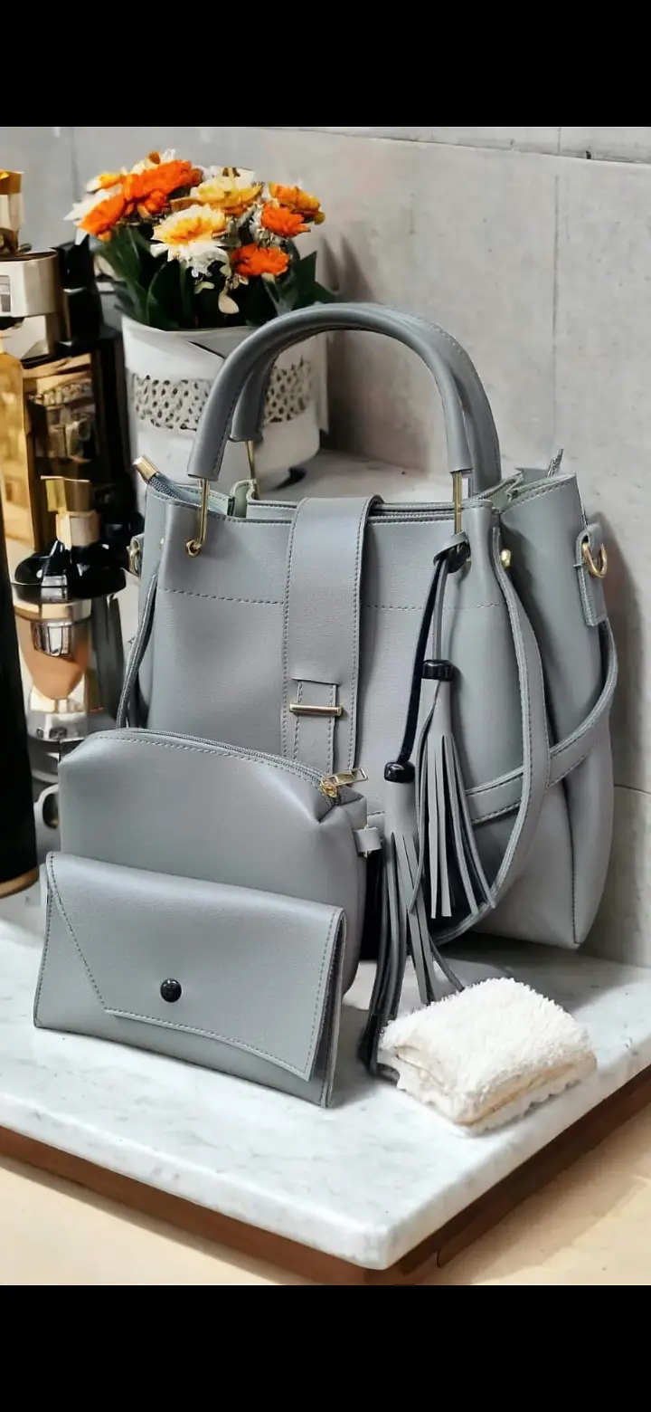 Ladies 3 Pcs Handbag Set – Black Stylish