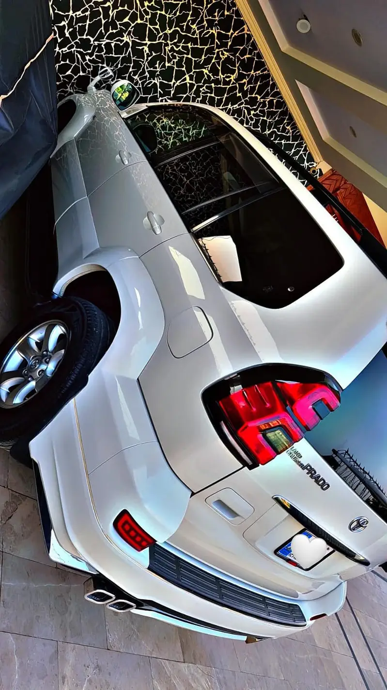 Toyota Land Cruiser Parado Limited Edition 2.7 2006/2012 Model Bahria Town Phase 8, Ra